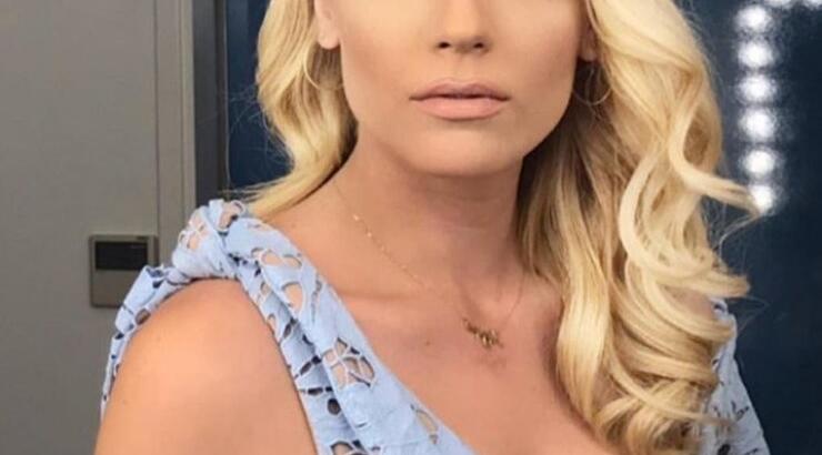 Ακομπλεξάριστη η Άντρη Καραντώνη αποκάλυψε πόσα κιλά πήρε τις γιορτές