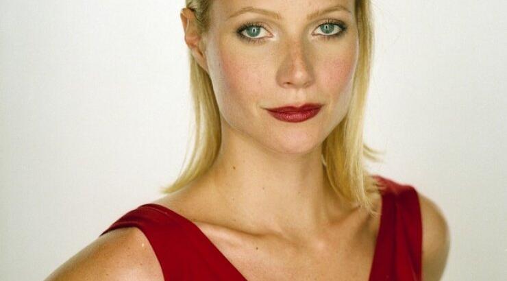 Η Gwyneth Paltrow αποκαλύπτει: "Καθαρίζω τον κόλπο μου με ατμό"