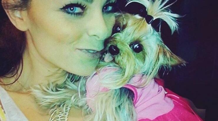 Πραγματικά αγνώριστη! Δείτε την τεράστια αλλαγή στην εξωτερική εμφάνιση της Έλιας Ιωαννίδου