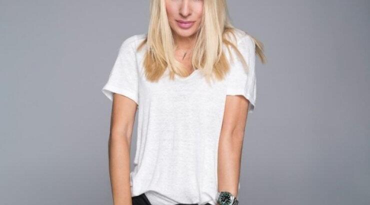 Ελένη Μενεγάκη: "Κλαίω από το πρωί που θα τη δω"