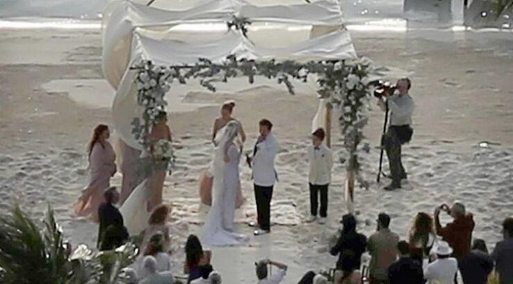 Οι πρώτες φωτογραφίες από το γάμο του Johnny Depp