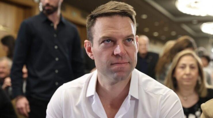 Ο Στέφανος Κασσελάκης έβγαλε έρπη και έγινε viral: Οι εικόνες με το σημάδι στα χείλη