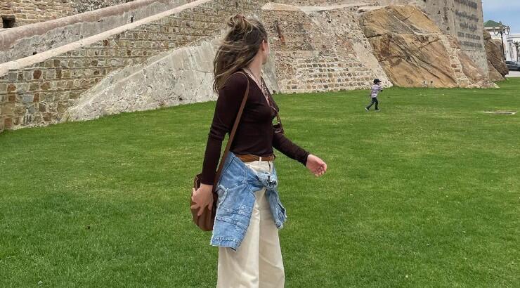 Πρωταγωνίστρια κυπριακής σειράς μόλις αποκάλυψε πως είναι έγκυος δείχνοντας μας τη φουσκωμένη κοιλιά της