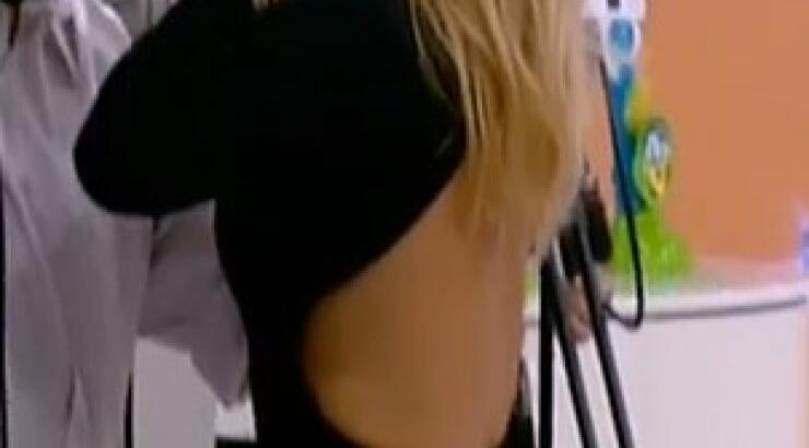  Η σέξι εμφάνιση της Σκορδά με φόρεμα Gogo by Stalo, που έκανε έξαλλο τον Γιώργο Λιάγκα