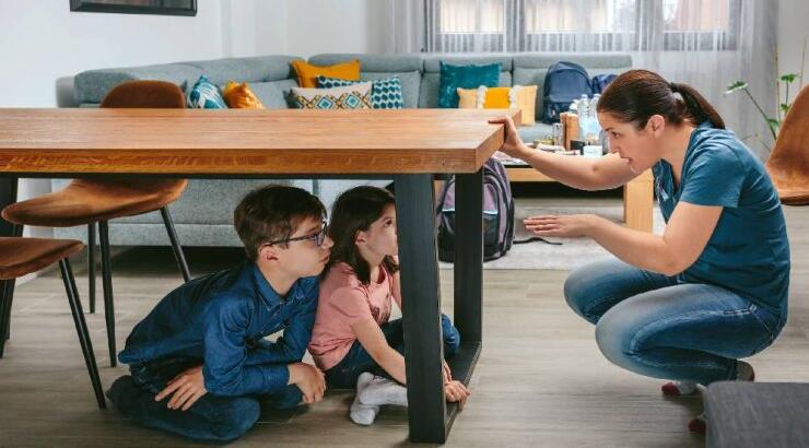 Τι πρέπει να κάνεις κατά τη διάρκεια και μετά από τον σεισμό 