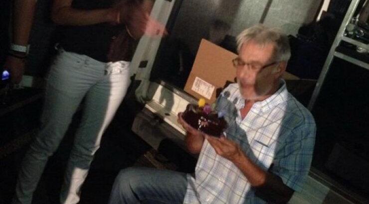 Σταύρος Λούρας: Η τούρτα έκπληξη για τα γενέθλια του