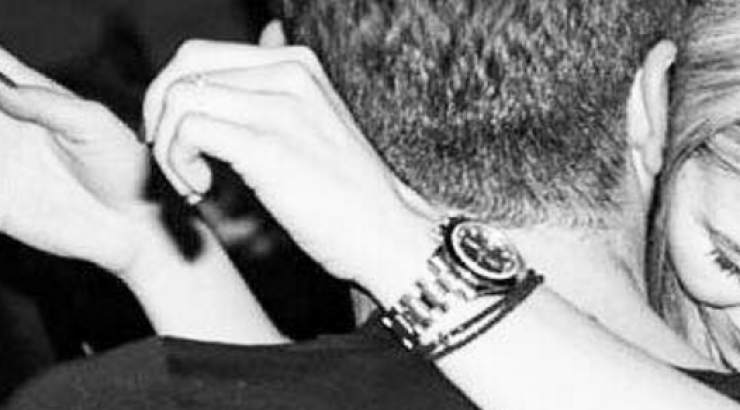 Ζευγάρι της ελληνικής showbiz ανέβαλε απρόοπτα τον γάμο του!