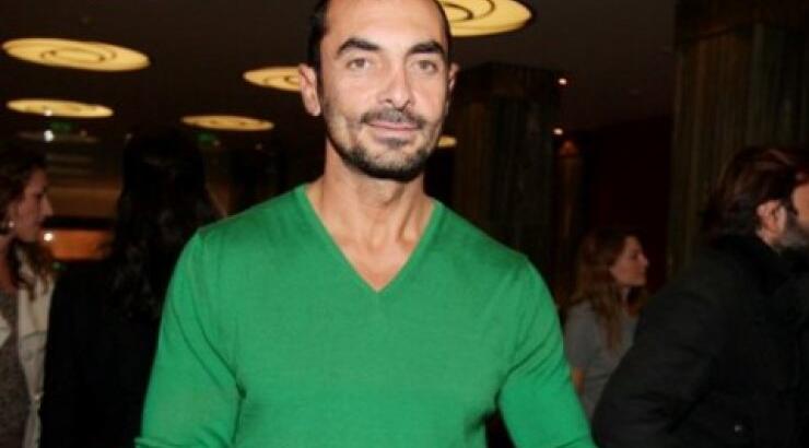 Δείτε τον Αλέκο Συσσοβίτη, μόλις 20 ετών barman στη Μύκονο