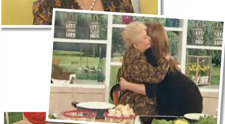 Βέφα Αλεξιάδου: Η συγκινητική της συνάντηση με την Τατιάνα Στεφανίδου [βίντεο]