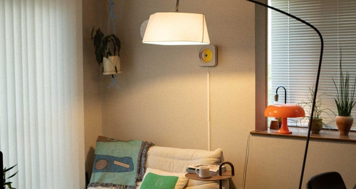 Ένα πολύ μικρό και cozy σαλόνι με δικό του χαρακτήρα