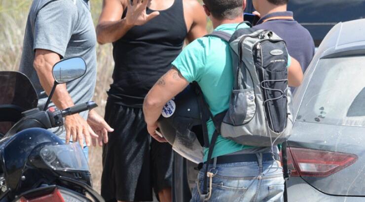 Διάσημος σταρ του Hollywood τσακώνεται με φωτογράφους [εικόνες]