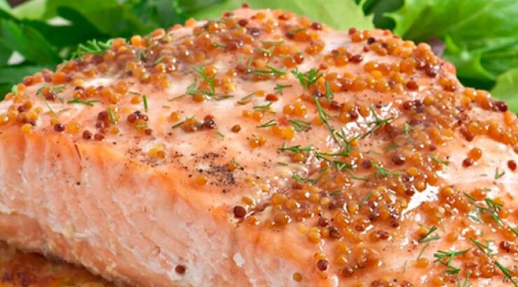 Δοκιμάζουμε 22 διαφορετικά πιάτα με σολομό