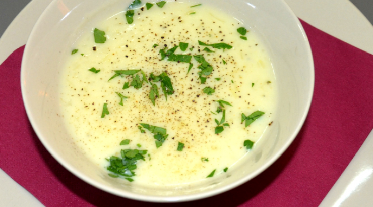 Σούπα με πατάτα και τυρί