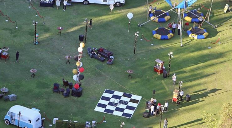 Το ανεπανάληπτο πάρτυ διάσημης τραγουδίστριας για τα 25α γενέθλιά της [εικόνες]