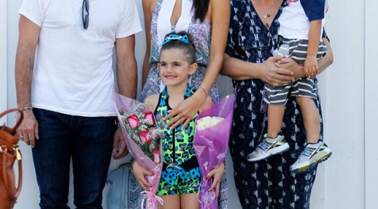 Alessandra Ambrosio: Ευτυχισμένη στην αποφοίτηση της κόρης της [εικόνες]