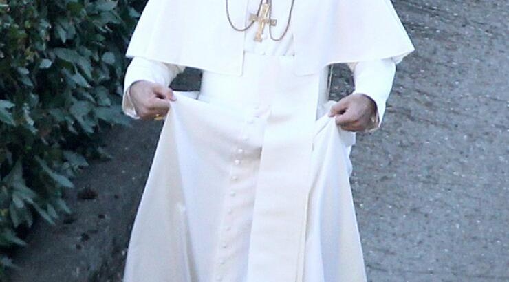 Δείτε τον Jude Law σε μία από τις πιο ανατρεπτικές του εμφανίσεις [εικόνες]