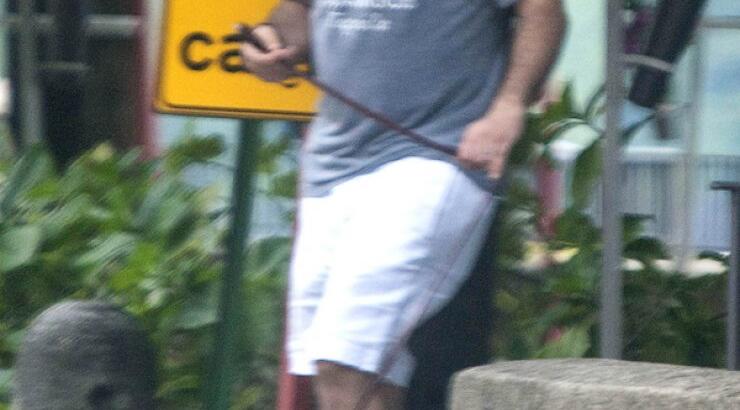 Τι απαγορευμένο κάνει ο George Clooney; [εικόνες]