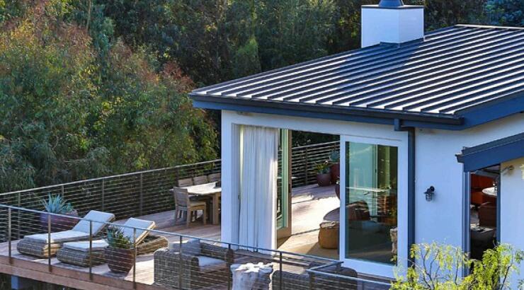 Ποια διάσημη σταρ του Hollywood πουλάει το σπίτι που μόλις αγόρασε; [εικόνες]