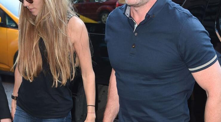 Η πρώτη εμφάνιση νεόνυμφου διάσημου ζευγαριού [εικόνες]