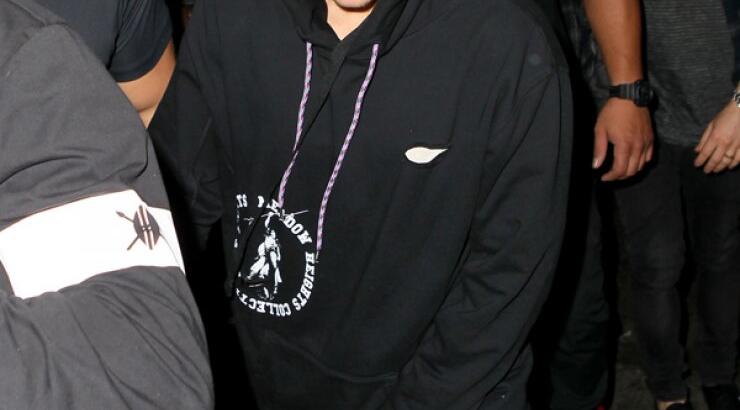 Ο incognito Justin Bieber και οι ξανθιές καλλονές [εικόνες]