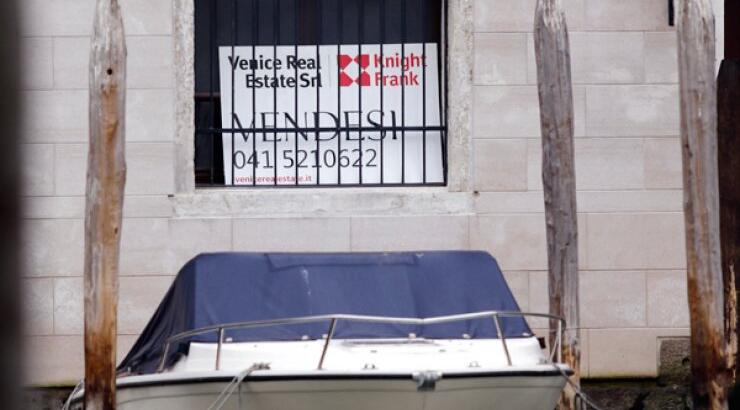 Ποιος σταρ του Hollywood πουλάει το σπίτι του στη Βενετία; [εικόνες]