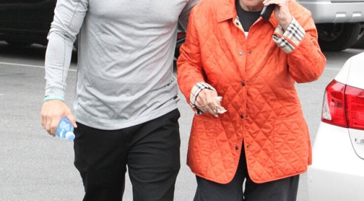 Δείτε τη γιαγιά διάσημου ηθοποιού [εικόνες]