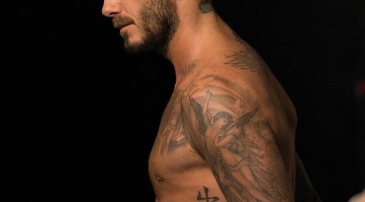 David Beckham: Γδύνεται για το νέο του άρωμα [εικόνες]