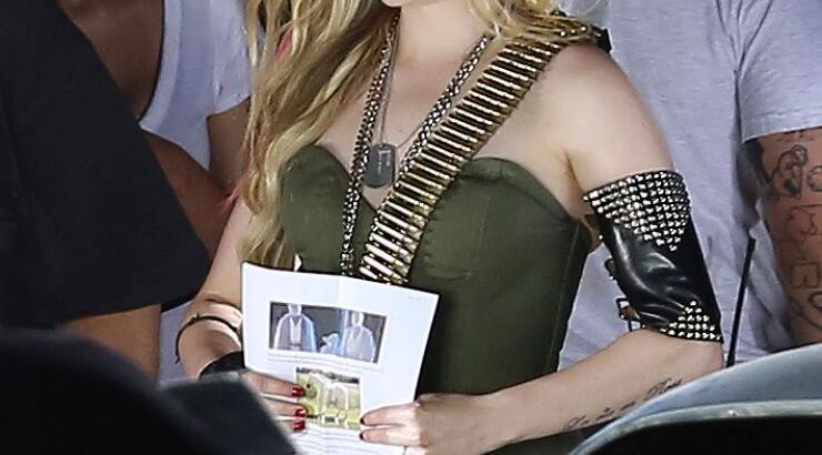 Η Avril Lavigne και το νέο της video clip!