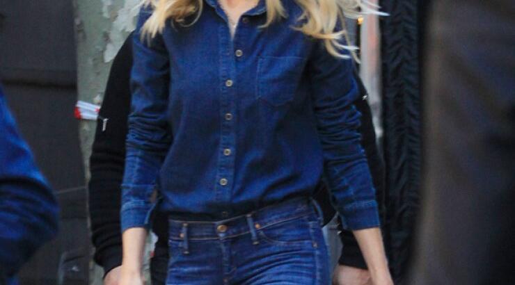 Η θεά Claudia Schiffer επανήλθε δριμύτερη [εικόνες]