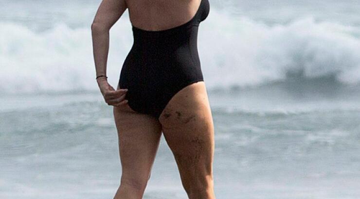 Αγνώριστη διάσημη ηθοποιός του Hollywood [εικόνες]