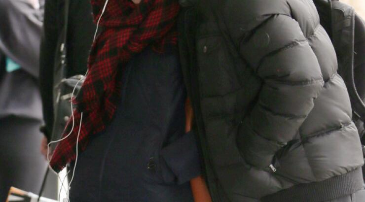 Νέο κορίτσι στη ζωή διάσημου γοητευτικού ηθοποιού [εικόνες]