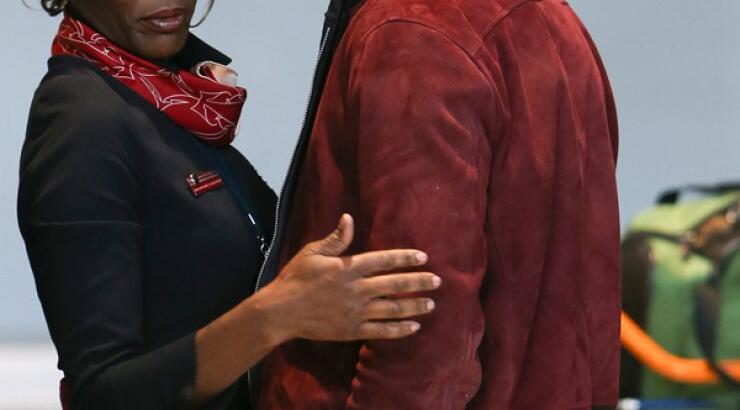 O Ryan Gosling στο Παρίσι χωρίς την Eva Mendes [εικόνες]