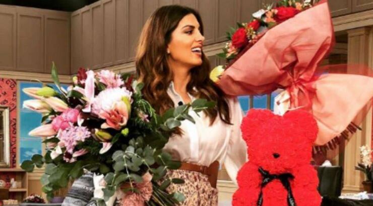 Σταματίνα Τσιμτσιλή: Άκουσε on air τα παιδιά της να της λένε "Χρόνια Πολλά" και δάκρυσε 