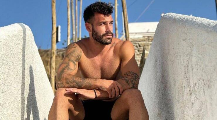 Ερωτευμένος “σαν τρελός” ο Στάθης Σχίζας 