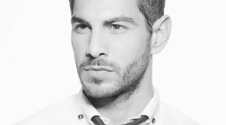 Σταύρος Κωνσταντίνου: Μιλάει on air για την επιλογή να τραγουδήσει τον εθνικό ύμνο