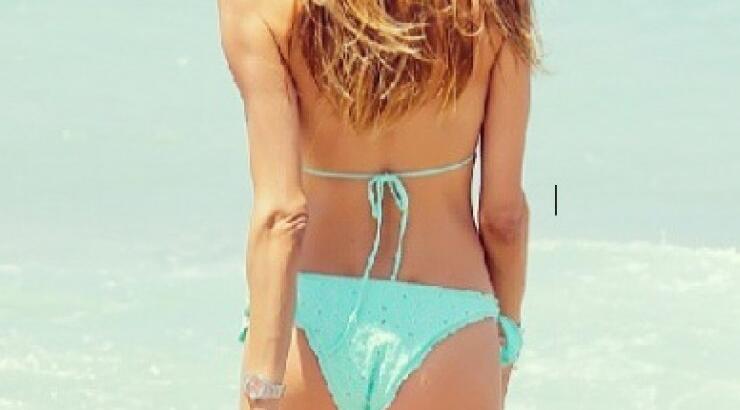 Στέλλα Δημητρίου: H εκρηκτική πίσω όψη της που τρέλανε το instagram