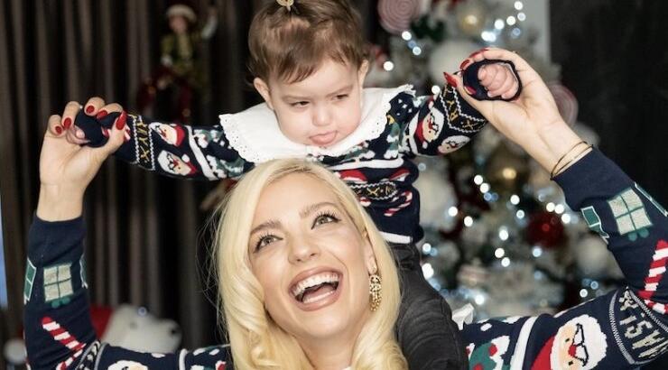 Άντρη Καραντώνη: Δύσκολες στιγμές με τη μικρή κόρη της! Νοσηλεύτηκε στο νοσοκομείο