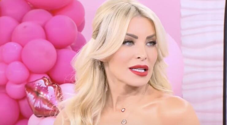 Κατερίνα Καινούργιου: "Δεν γιορτάζω είμαι στα χειρότερά μου"! Έλαβε 300 τριαντάφυλλα και ήταν στεναχωρημένη