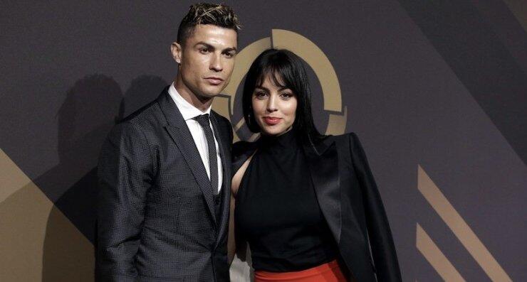 Tραγωδία για τον Cristiano Ronaldo και τη Georgina Rodriguez: Γεννήθηκε νεκρό το ένα από τα δίδυμα τους [εικόνα]