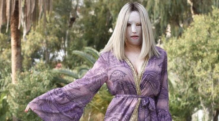 Ιωάννα Παλιοσπύρου: Μας έδειξε πρώτη φορά το πρόσωπο της χωρίς μάσκα και αποθεώθηκε