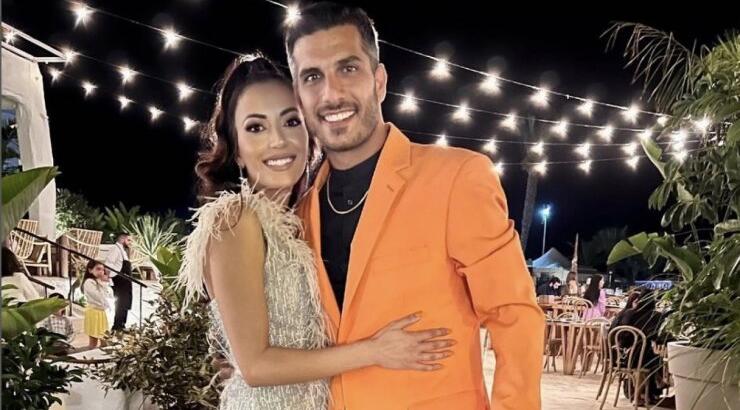 Άλκης χρηστου - Δέσποινα Χατζηζαχαρία: Αρραβωνιάστηκαν! [βίντεο]