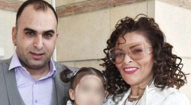 Έλια Ιωαννίδου - Μάριος Πυθαρίδης: Βάφτισαν την κόρη τους Αμελί [εικόνες]
