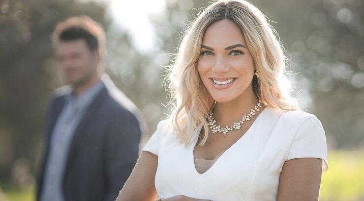 Iωάννα Μαλέσκου: Μας έδειξε τις φωτογραφίες από τον πολιτικό της γάμο και είναι βγαλμένες από παραμύθι 