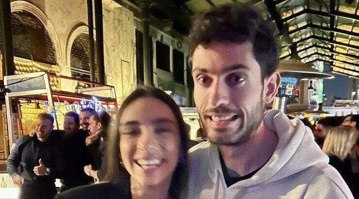 Μίλτος Τεντόγλου: Τα σπάνια στιγμιότυπα με την Ελληνίδα παρουσιάστρια σύντροφο του 