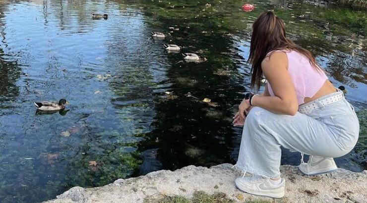 Survivor: Αυτή είναι η πρώτη παίκτρια που υπέγραψε με τους "Διάσημους" με αμοιβή 7.000 ευρώ