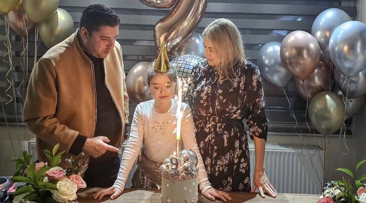 Θησέας Ιωάννου: Συγκινημένος στα 9α γενέθλια της κόρης του