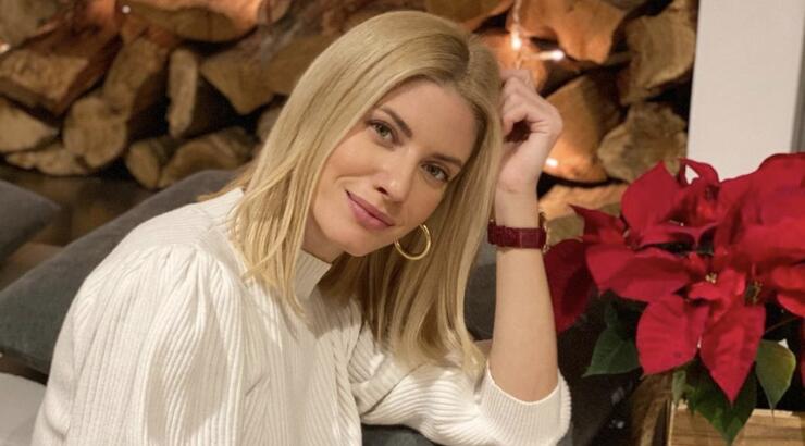 Ευαγγελία Αραβανή: Μας έδειξε τον γνωστό σύντροφο της και πατέρα του παιδιού της [βίντεο]