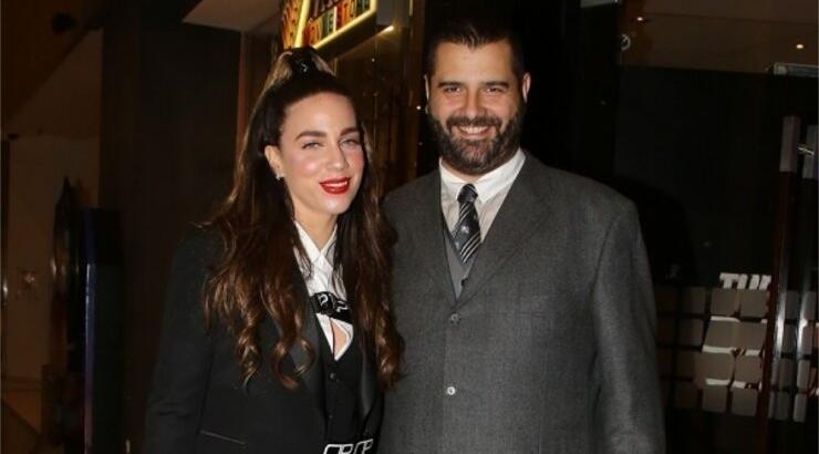 Κατερίνα Στικούδη: Ο σύζυγός της ανοίγει φύλλο και τον απαθανατίζει εντυπωσιασμένη [βίντεο]