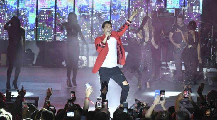 Σάκης Ρουβάς: "Έκλεψε" τις εντυπώσεις στα Stoli Original Bar & Club Awards 2018!