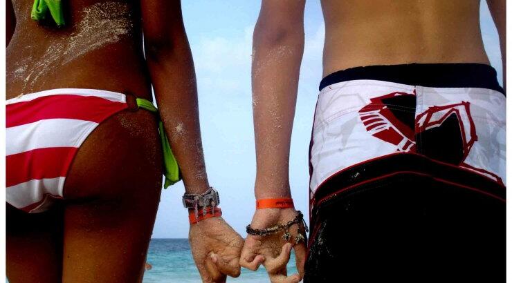 4 λόγοι που δεν θέλουμε να κρατήσει ο καλοκαιρινός έρωτας 